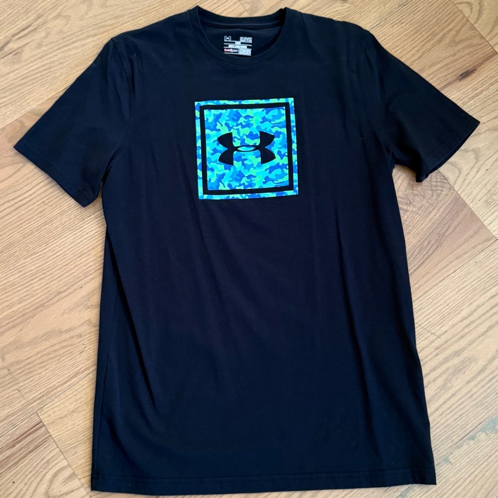 Under Armour Tee with Blue Camo Graphic - HeatGear®